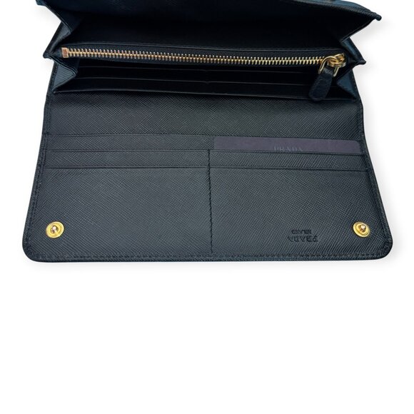 Authentic Prada Large Black Saffiano Leather Wallet - Picture 5 of 11